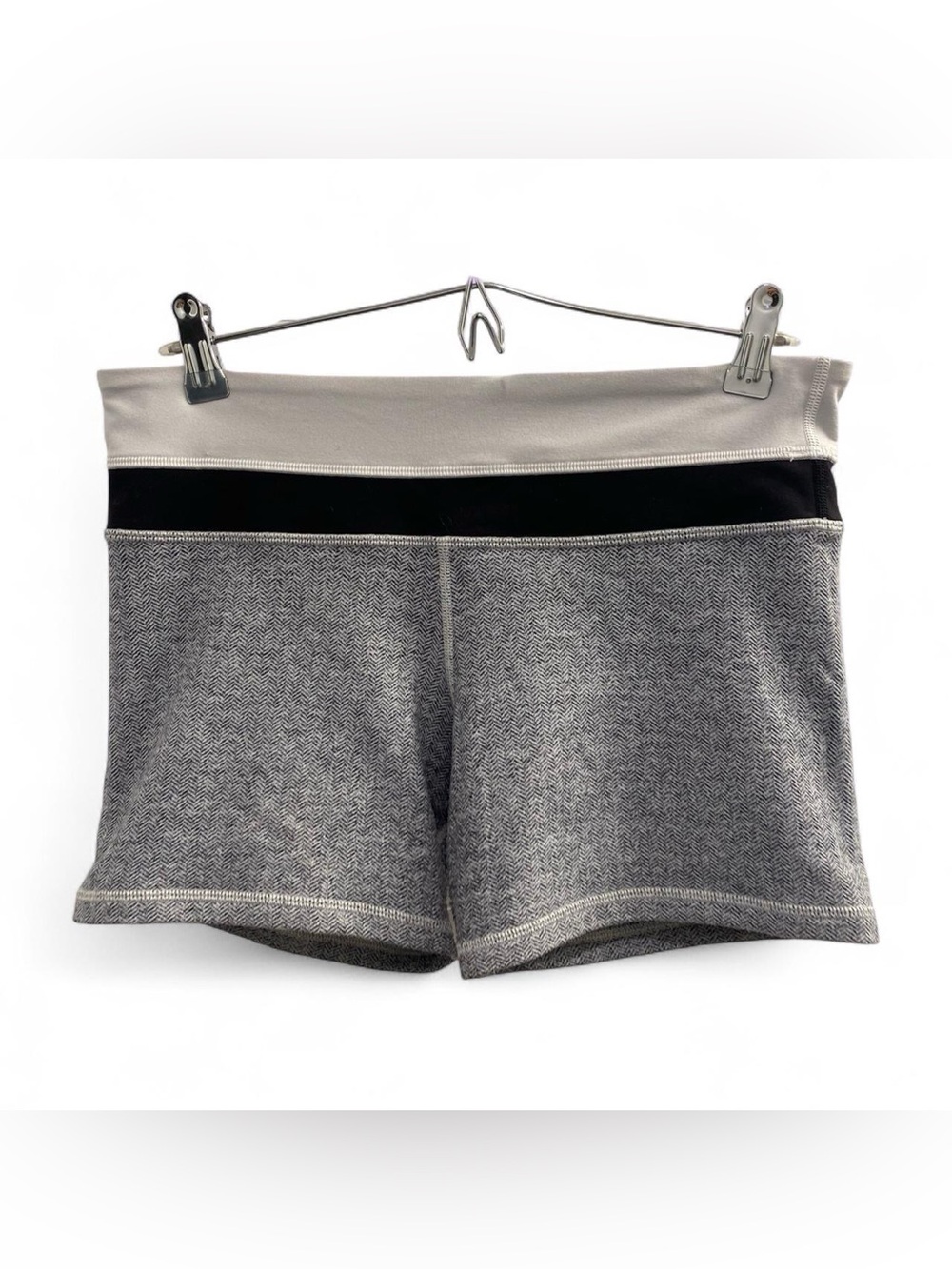 Lululemon Short-Shorts - Picture 2 of 3